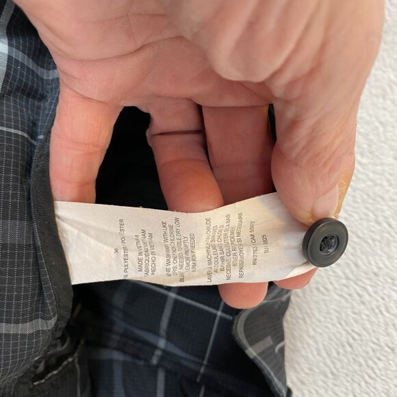 PGA Tour Mens Golf Shorts Size 36 Black & Gray Plaid Polyester Lightweight & Com - Picture 8 of 10